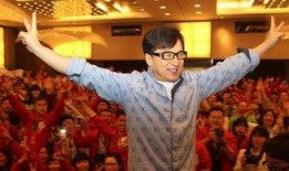 成龙爆料娱乐圈多黑,揭秘幕后黑幕与潜规则